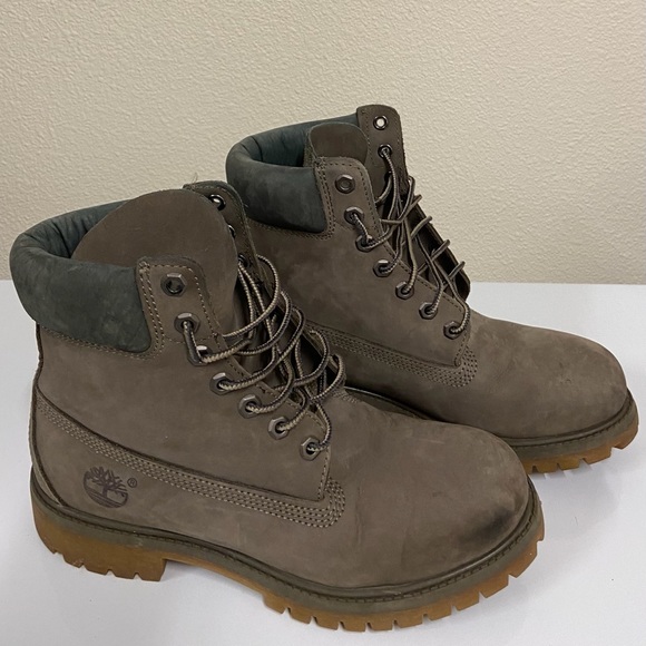 Timberland Men’s Classic Boots, Size 7